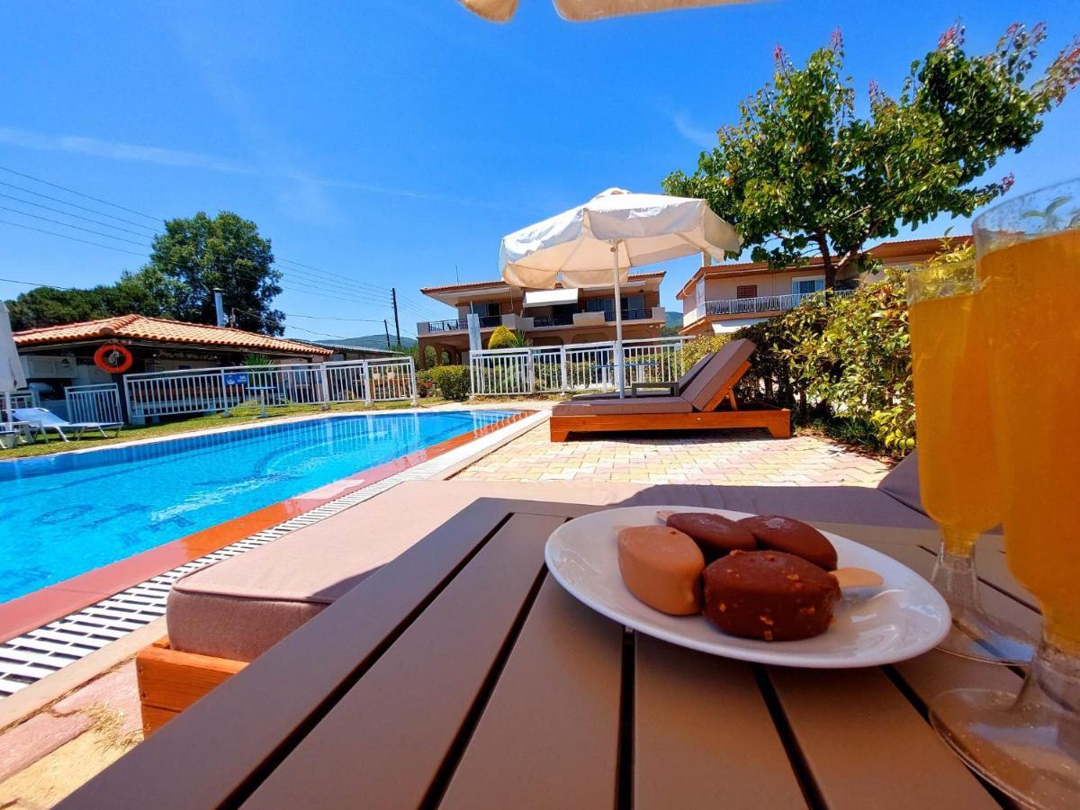House Michalis Aparthotel Sarti Exteriör bild
